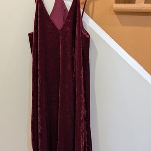 Elegant Velvet Burgundy Dress